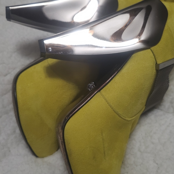 Versace Suede Boots Sz 41 - Picture 6 of 8